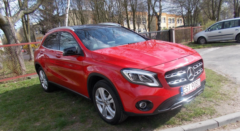 Mercedes-Benz GLA cena 92500 przebieg: 60500, rok produkcji 2019 z Sieradz małe 121